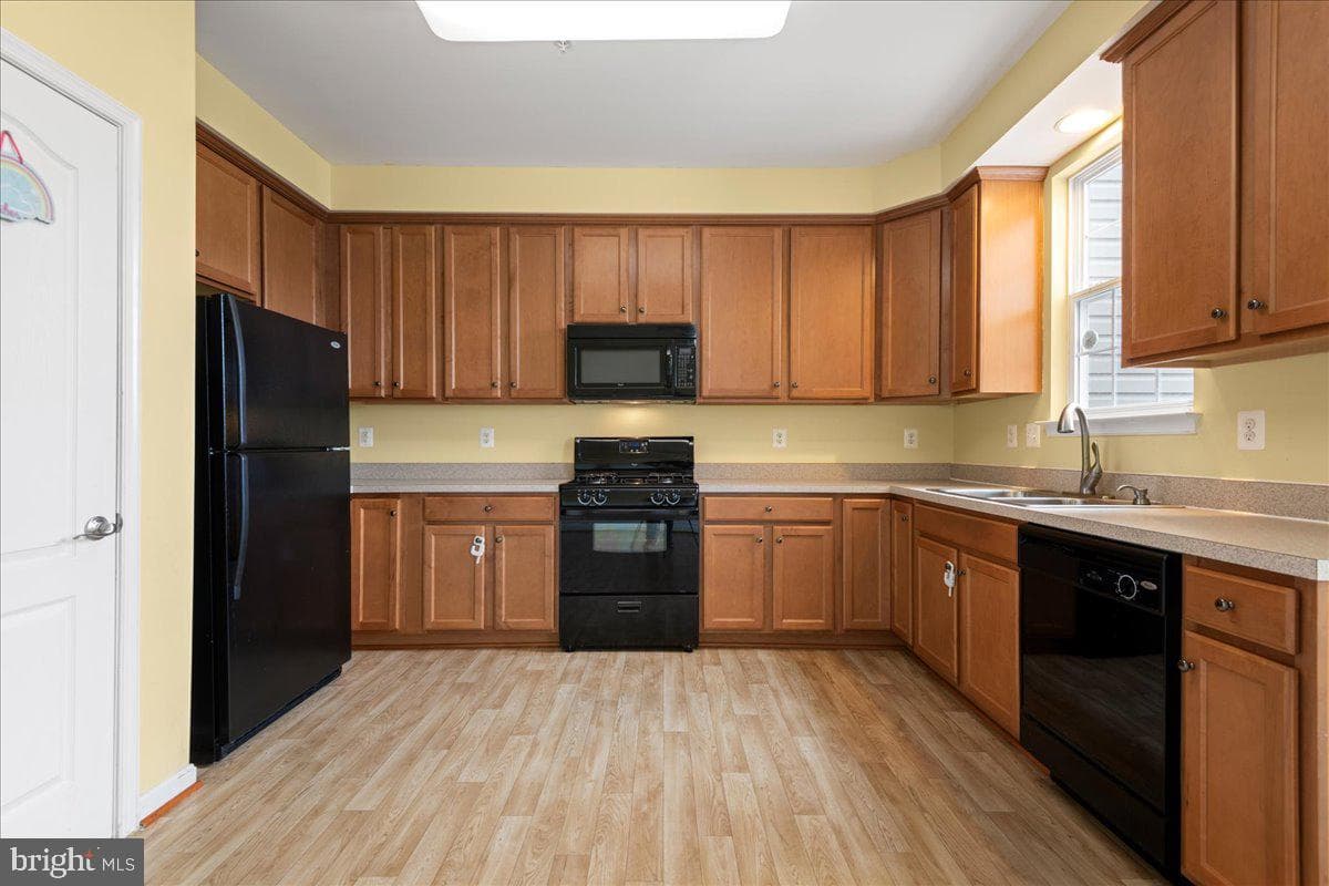 12921 Yellow Jacket Road photo 18