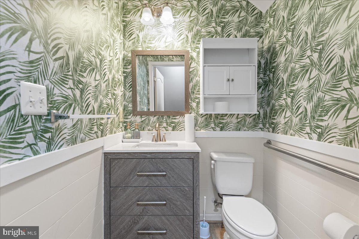 12921 Yellow Jacket Road photo 3
