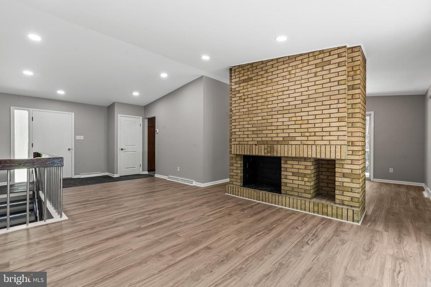 9838 Garis Shop Road photo 35