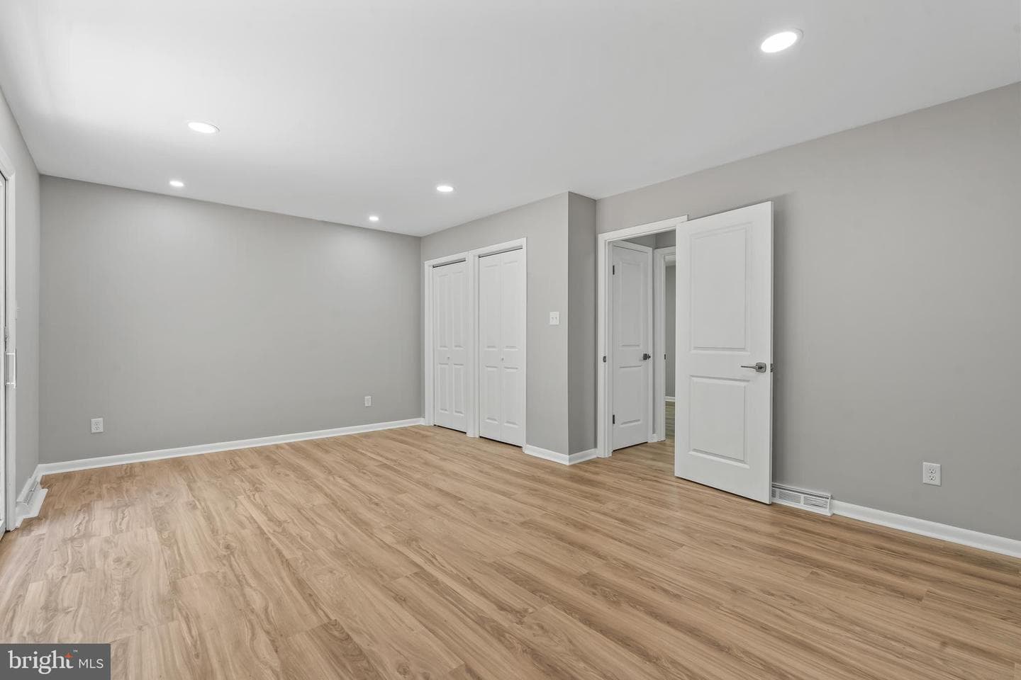 9838 Garis Shop Road photo 40