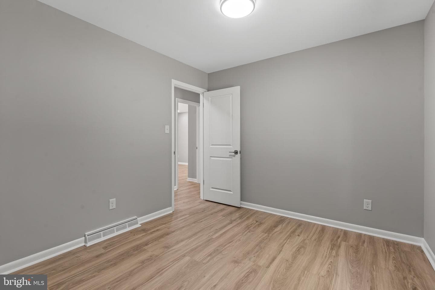 9838 Garis Shop Road photo 44