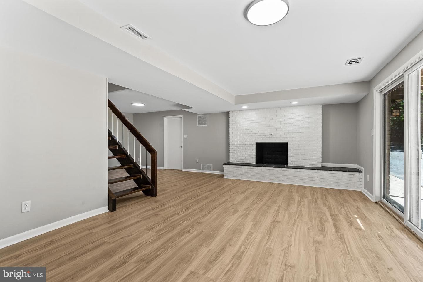 9838 Garis Shop Road photo 52