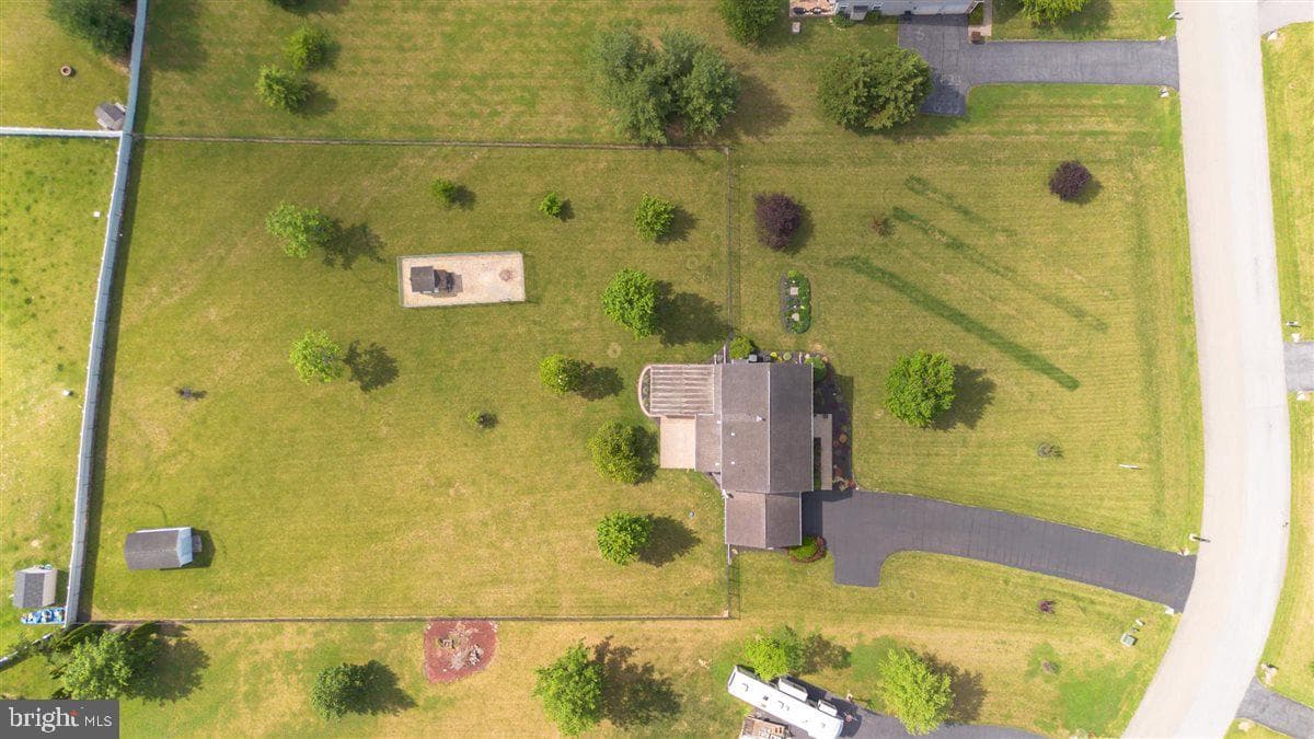 17015 Bivens Lane photo 47