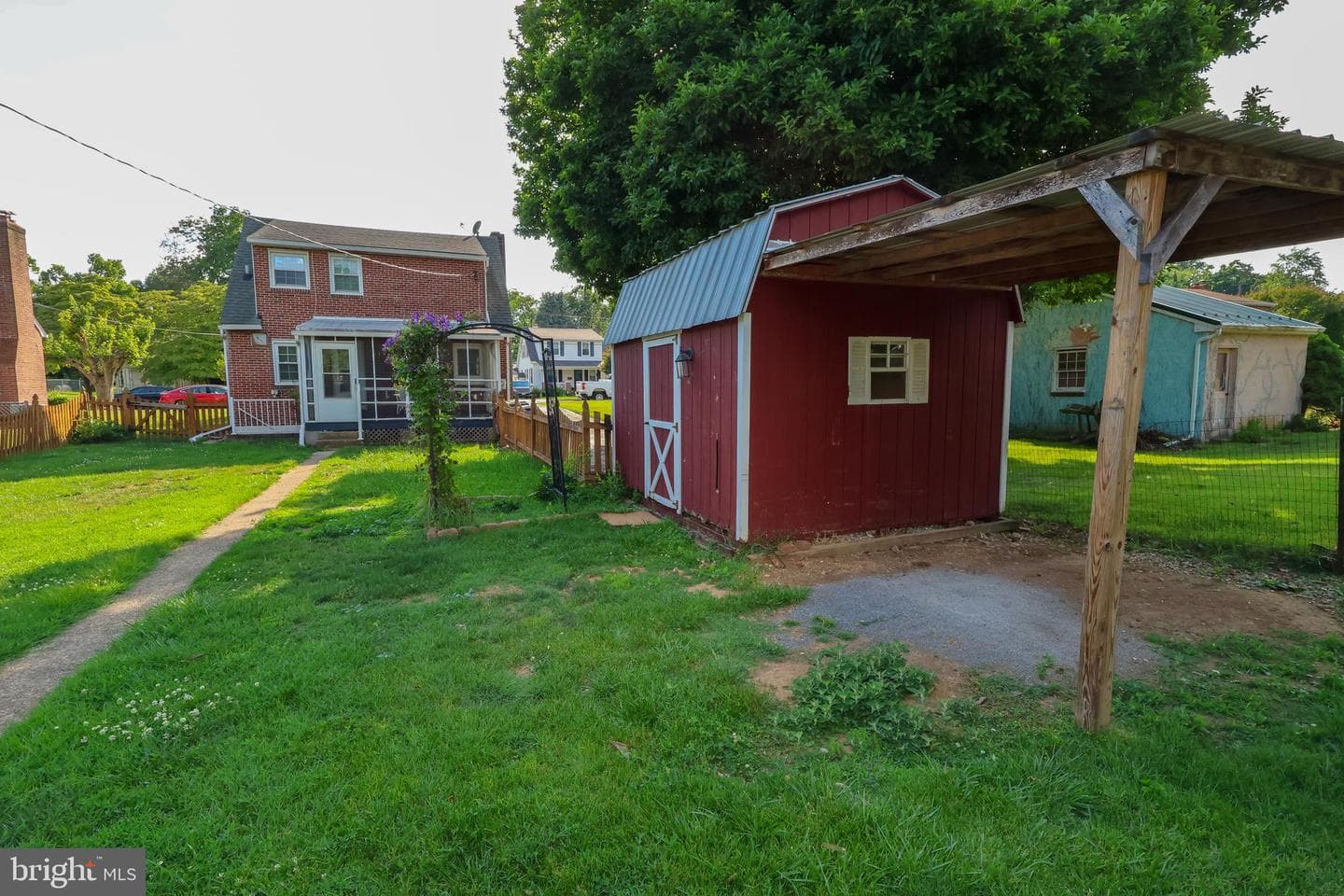 824 Armstrong Avenue photo 46