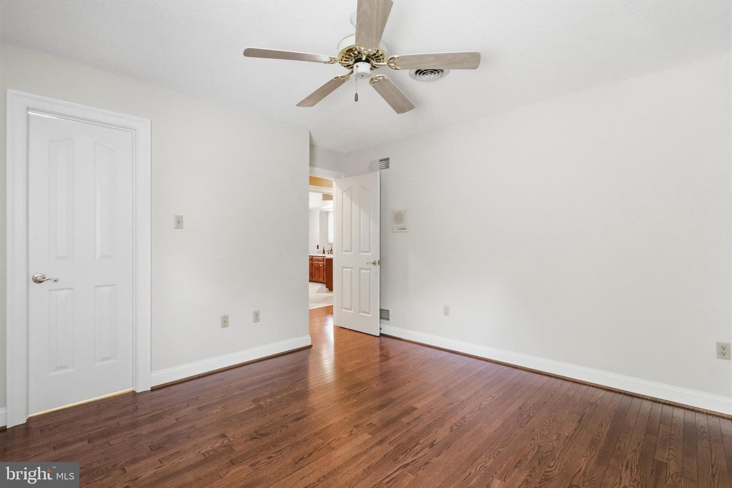 20119 Teakwood Drive photo 45