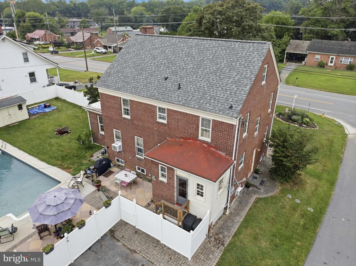 235 E Potomac Street photo 47