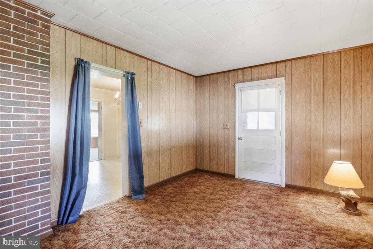 13844 Clear Spring Rd photo 12