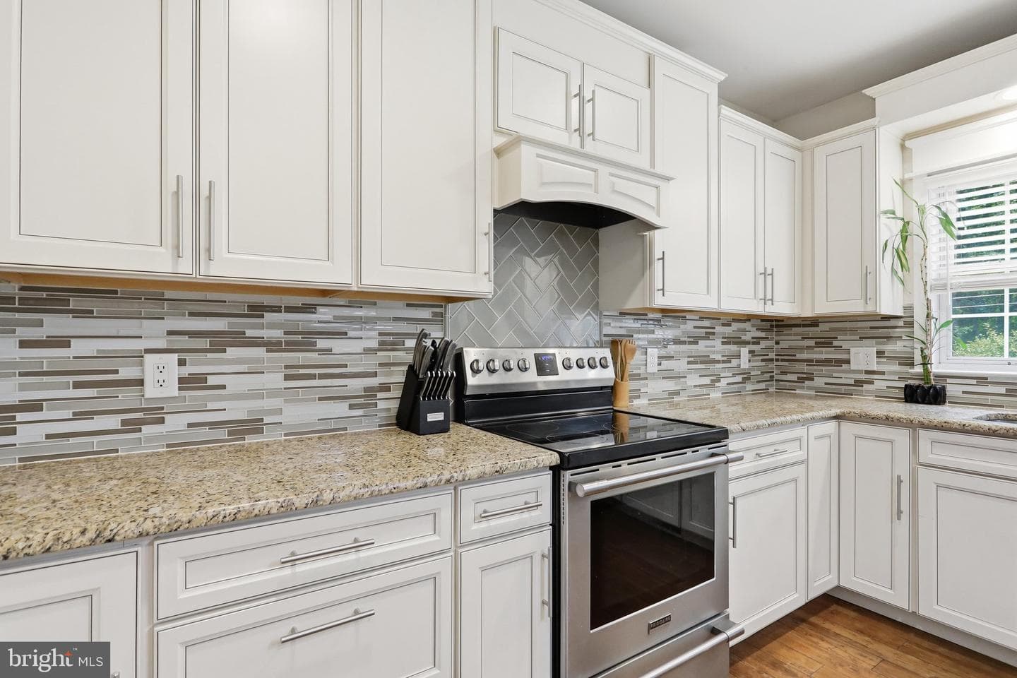 10738 Apple Tree Ln photo 15
