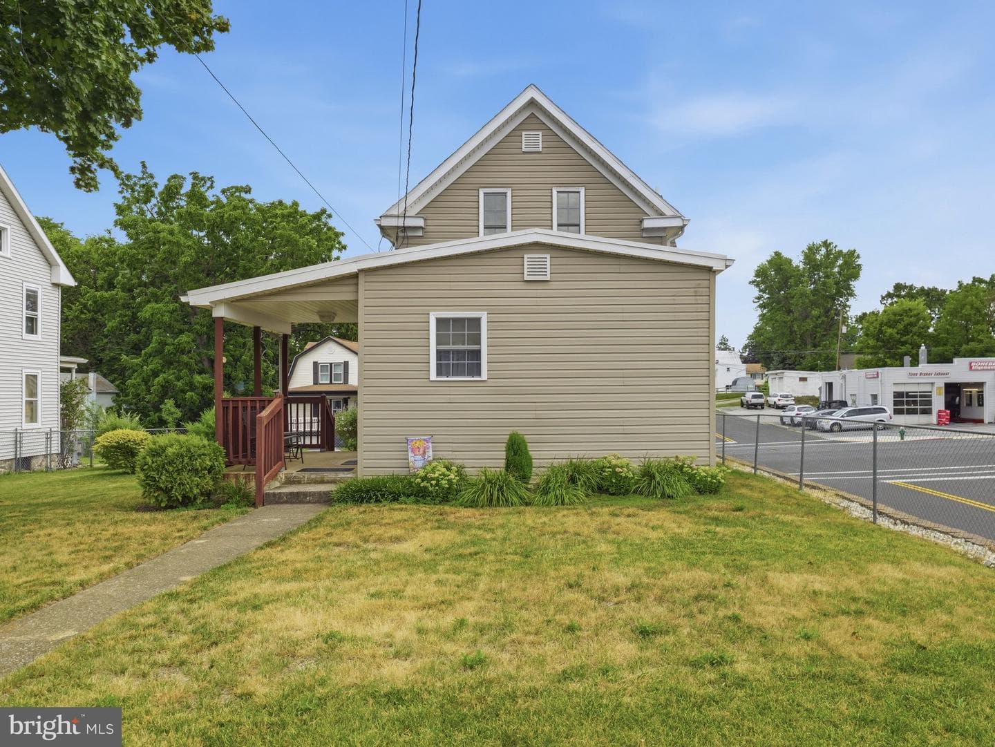 631 Maryland Avenue photo 28