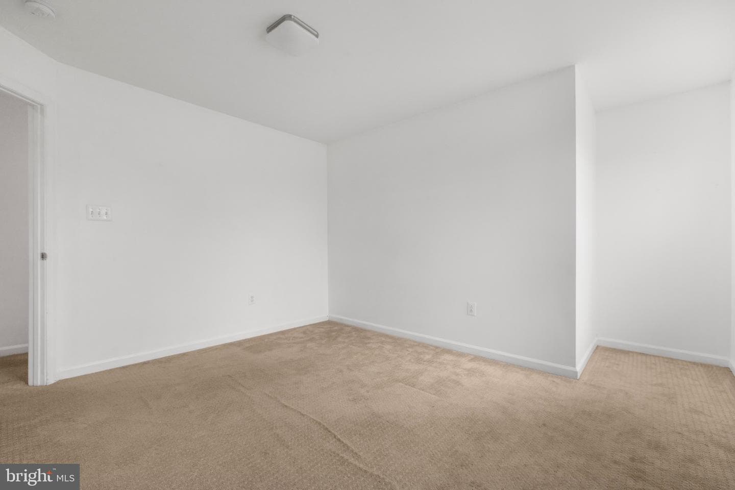9448 Alloway Drive photo 17