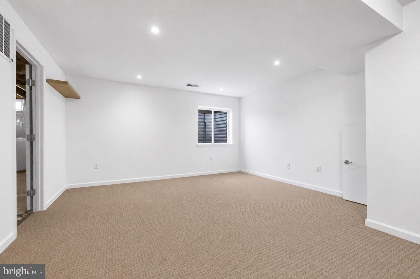 9448 Alloway Drive photo 22