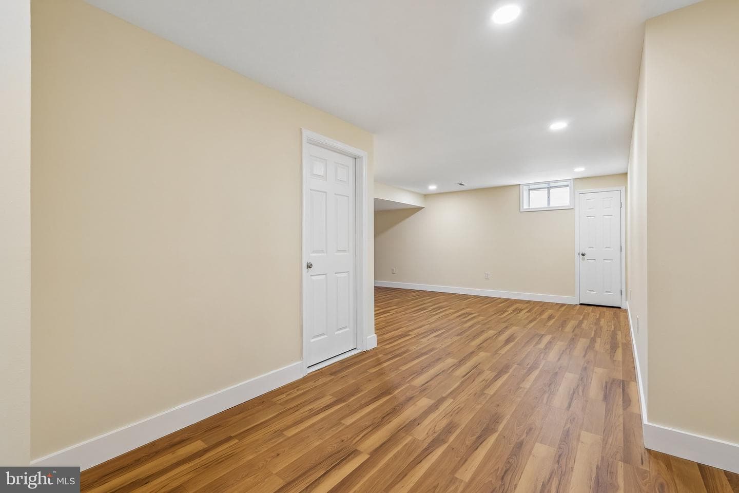 18122 Samuel Cir photo 17