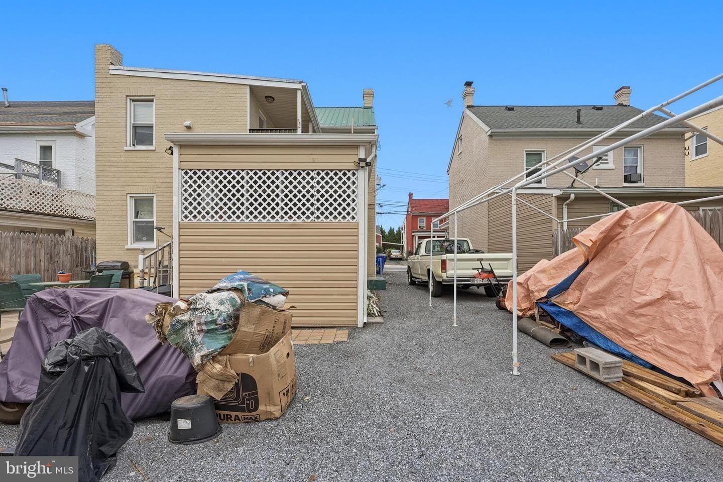 331 Jefferson Street photo 23