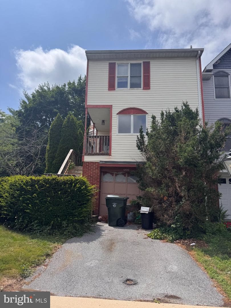 600 Picadilly Drive, Hagerstown