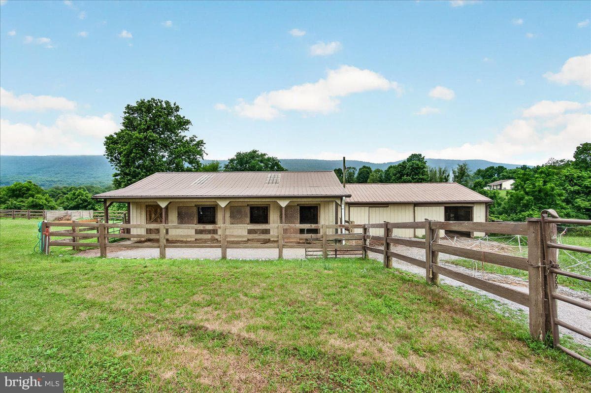 1752 Rohrersville Road photo 43