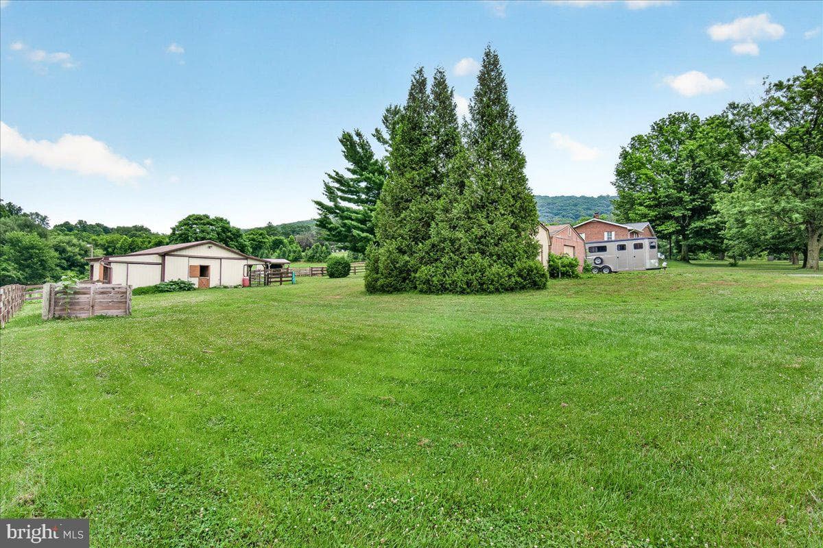 1752 Rohrersville Road photo 52