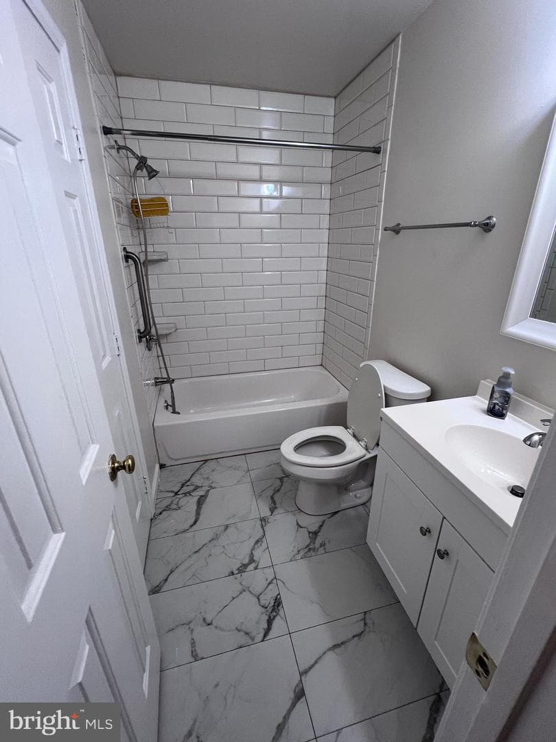 1230 Pinecrest Avenue photo 11