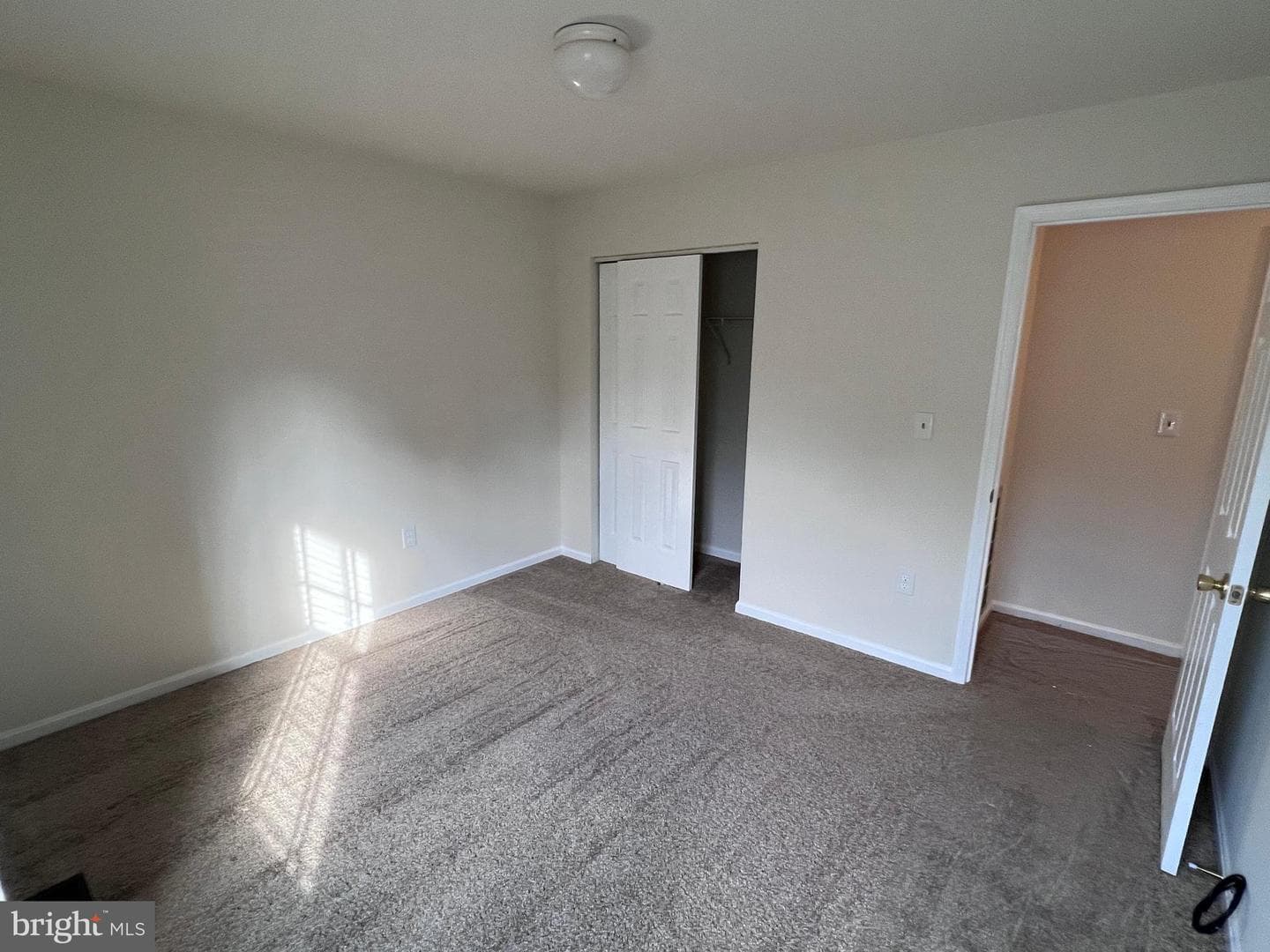 1230 Pinecrest Avenue photo 16