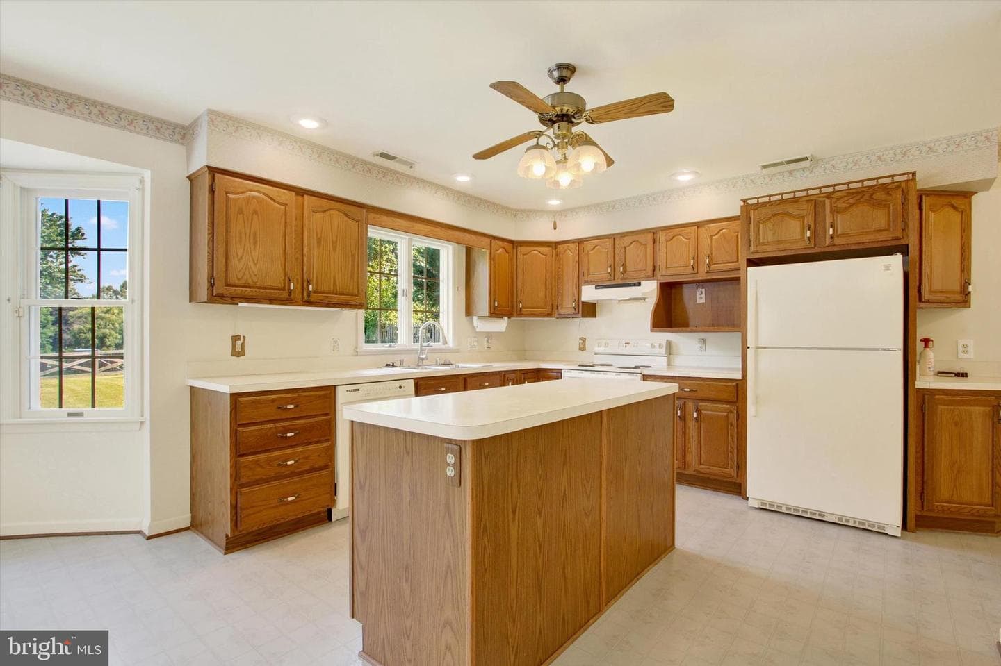 20020 Mt Aetna Road photo 15