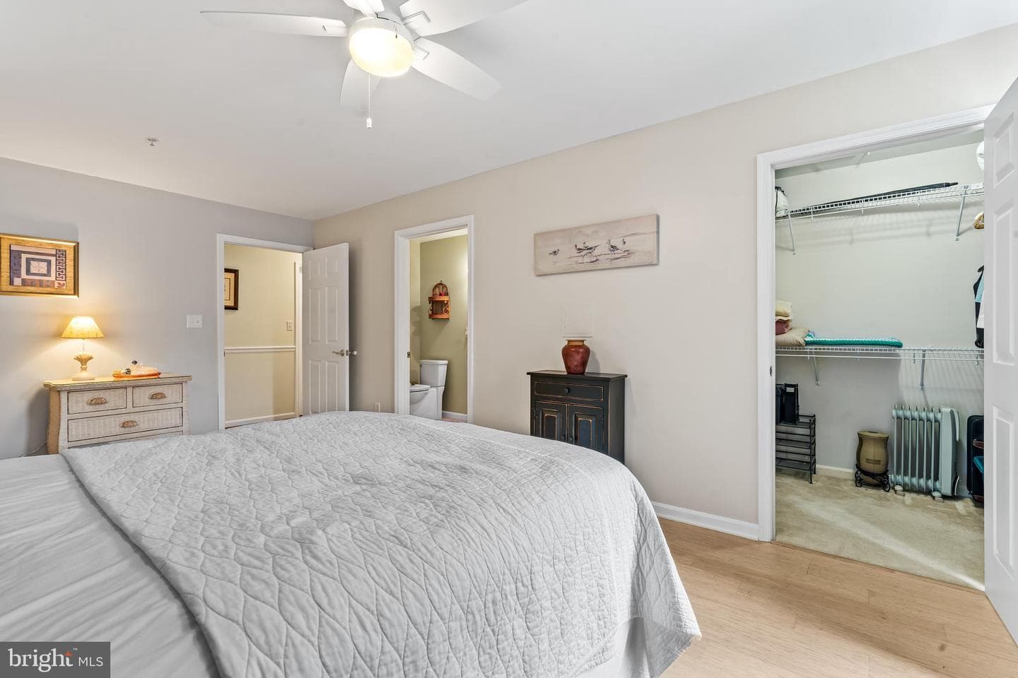 121 Chantilly Court photo 19