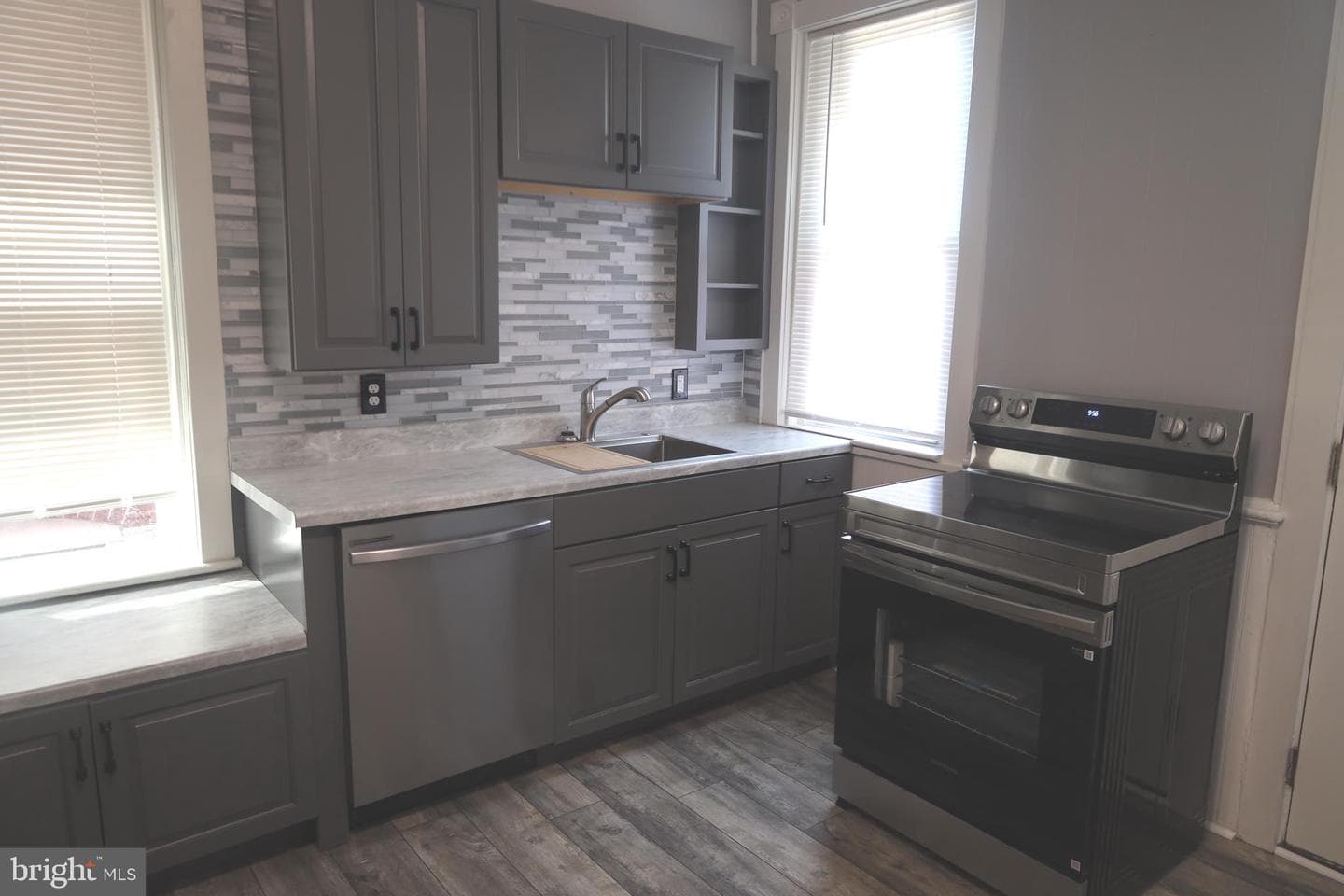 321 Mitchell Avenue photo 10