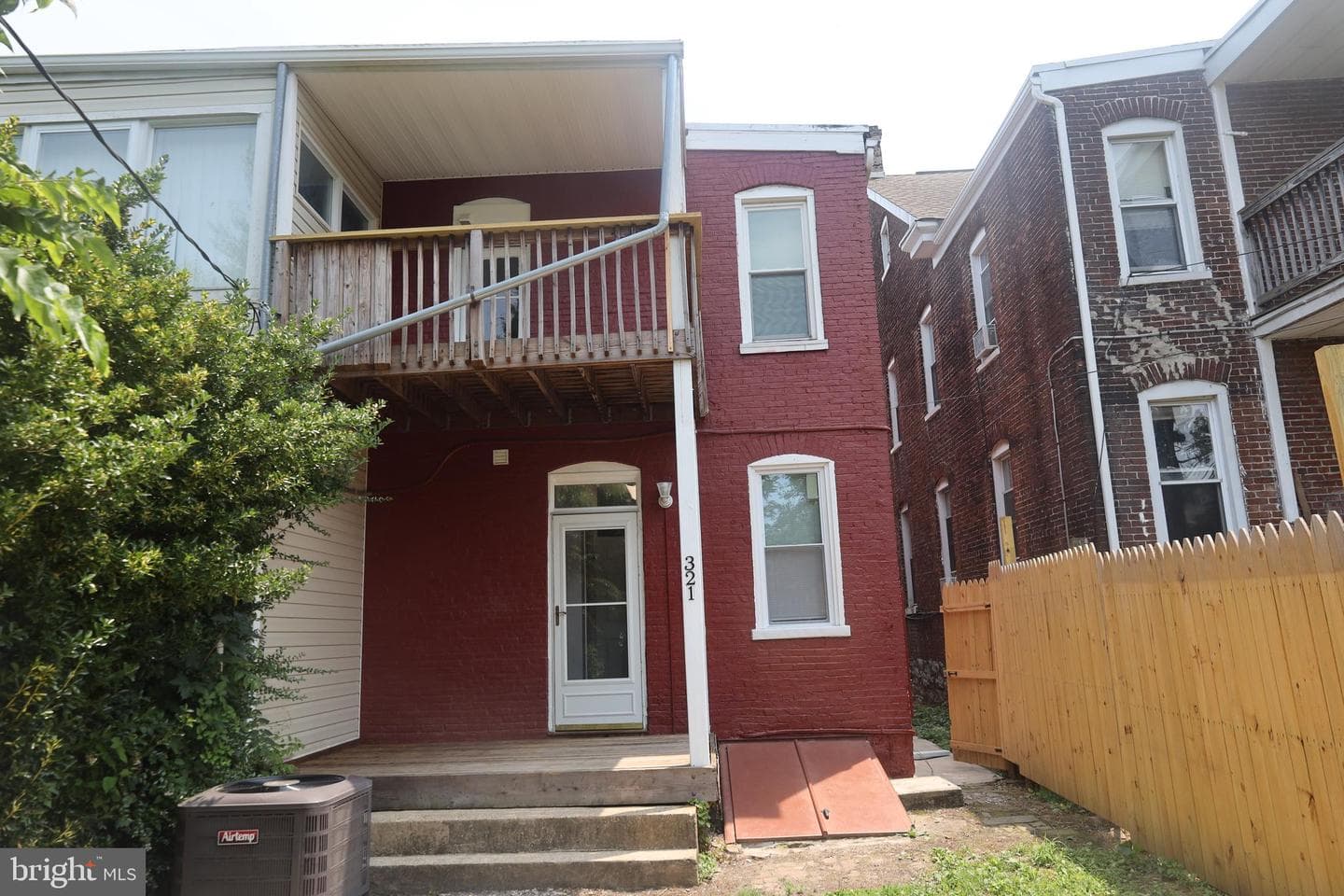 321 Mitchell Avenue photo 5