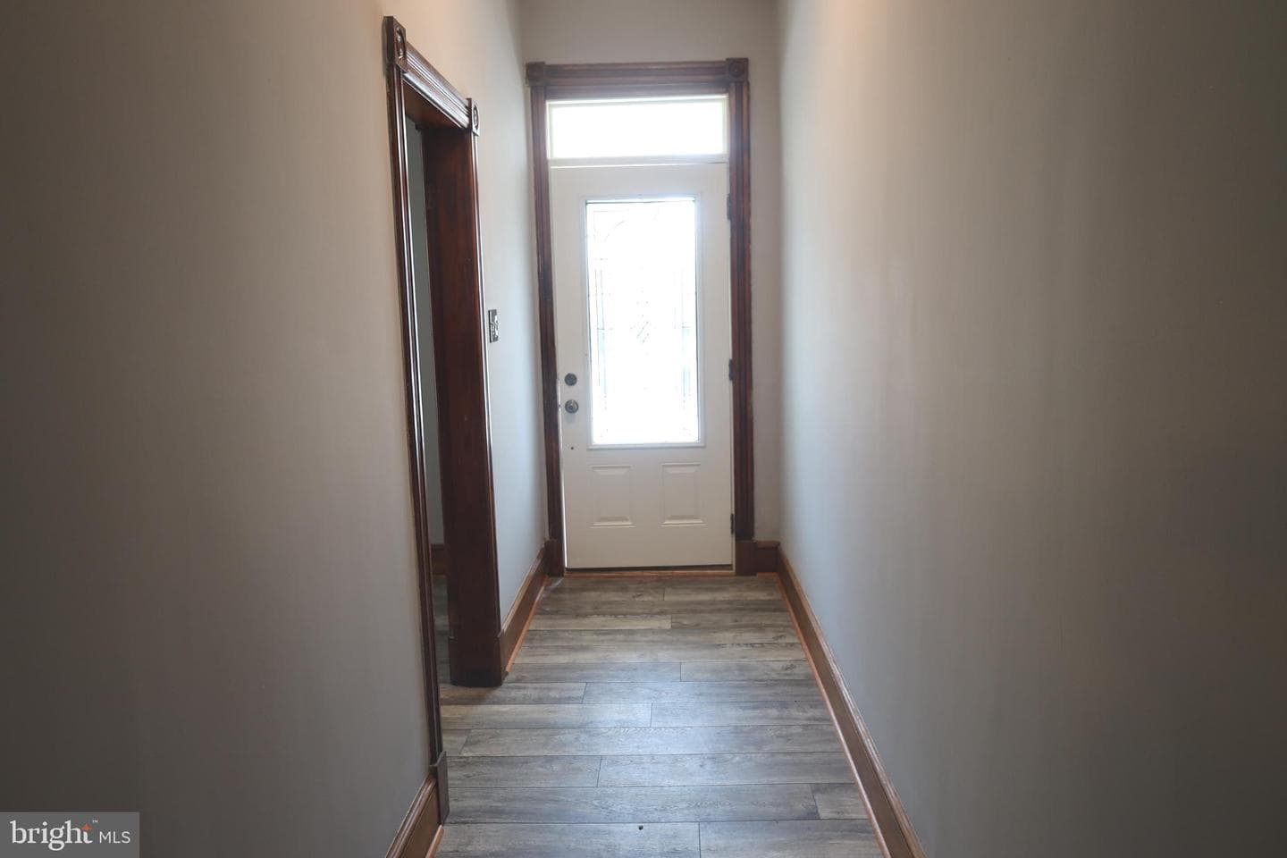 321 Mitchell Avenue photo 9