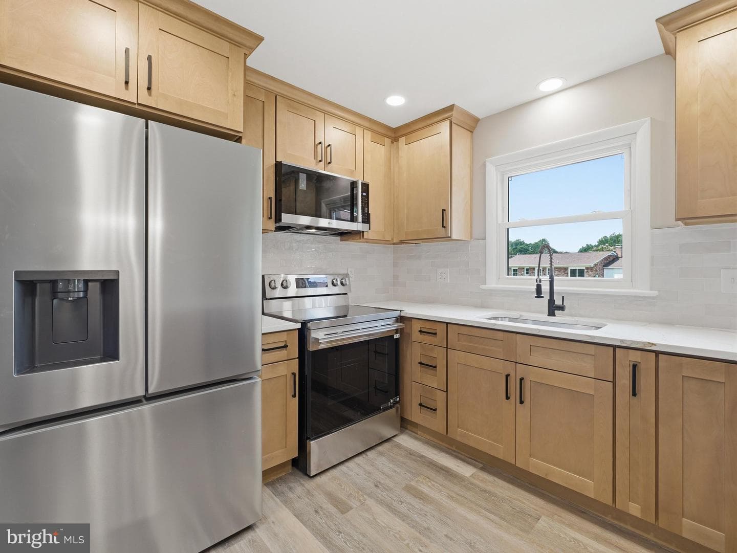 17608 Forest Glen Circle photo 7