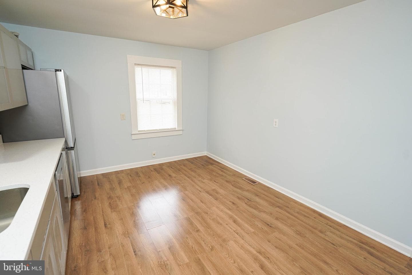 28144 Stanford Road photo 6