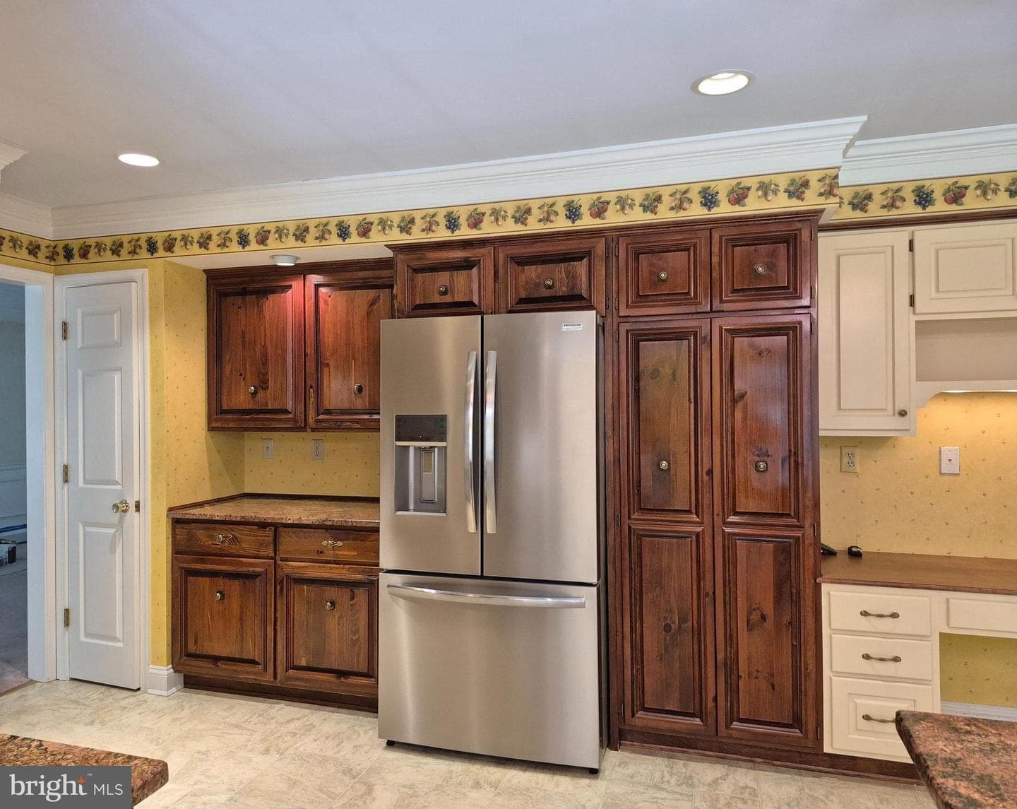 3896 Five Friars Rd photo 20