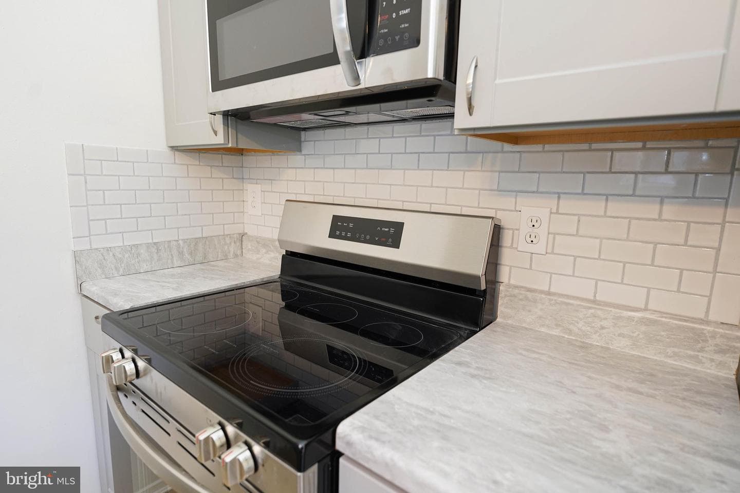 915 Green Mor Avenue photo 9