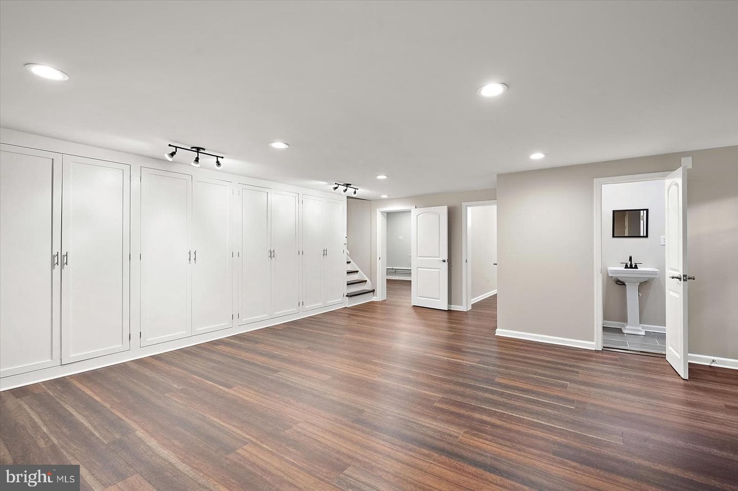 1105 Riverside Drive photo 50