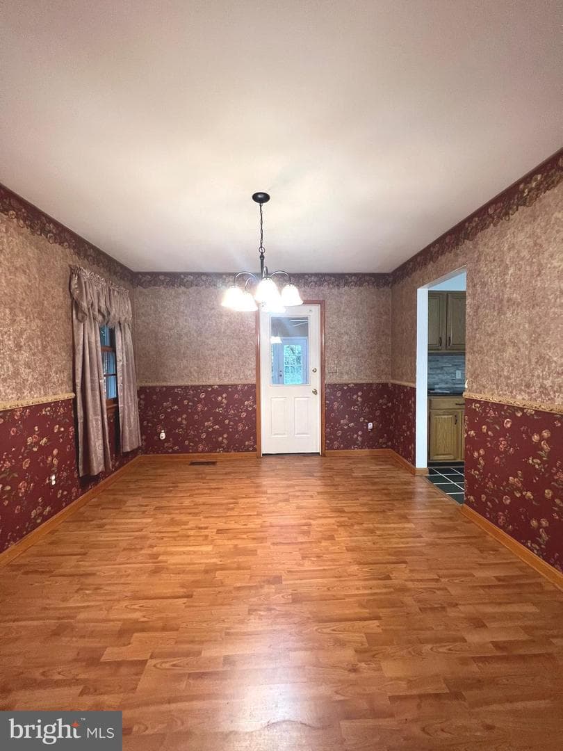 30883 Ward Road photo 17