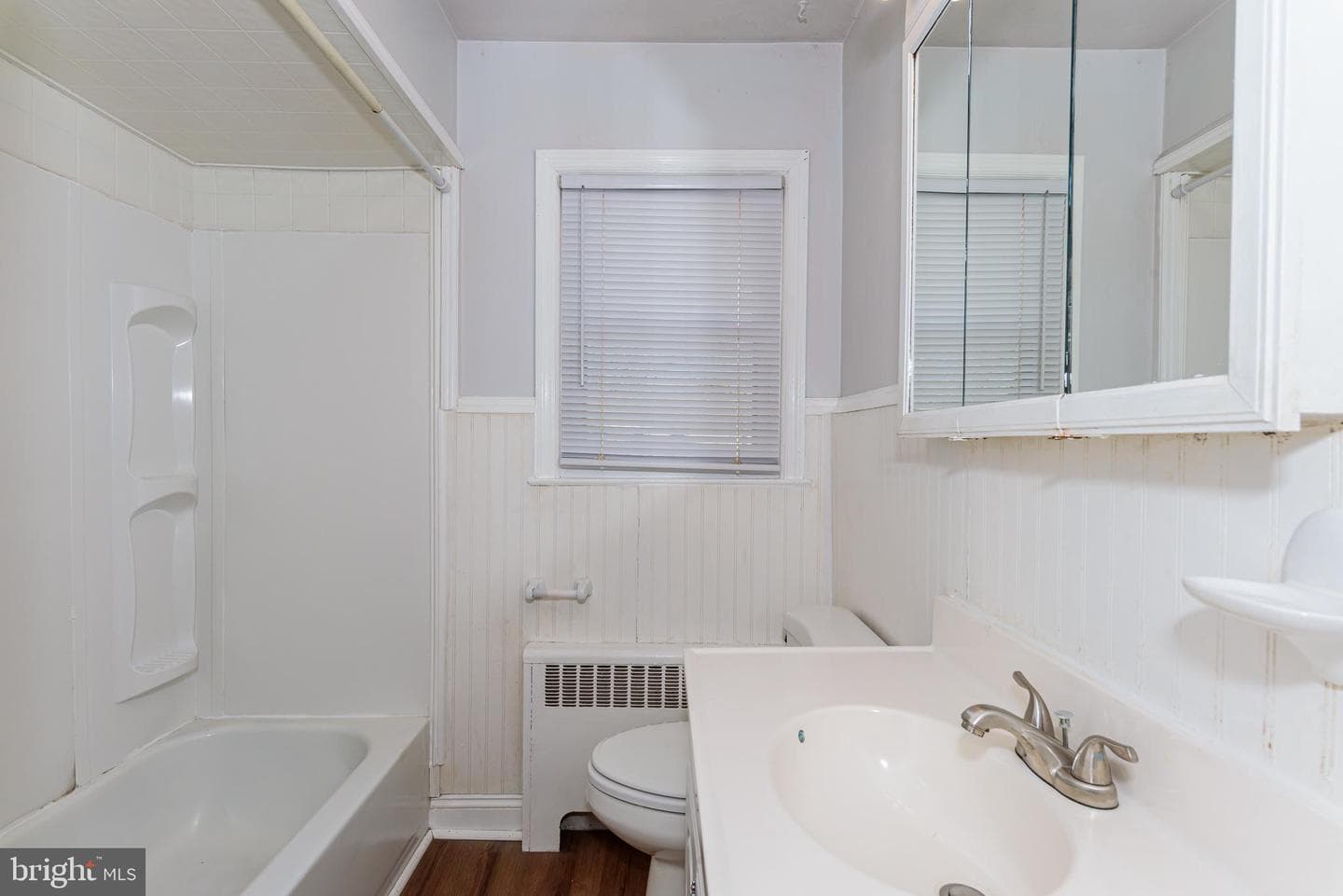 1209 Belmont Ave photo 22