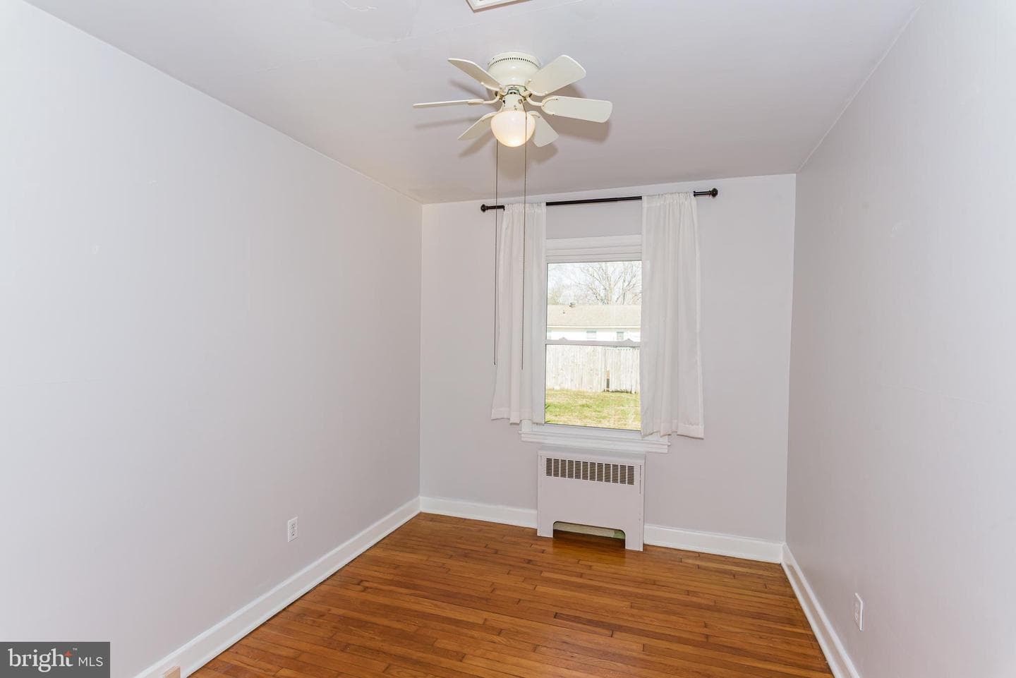 1209 Belmont Ave photo 8