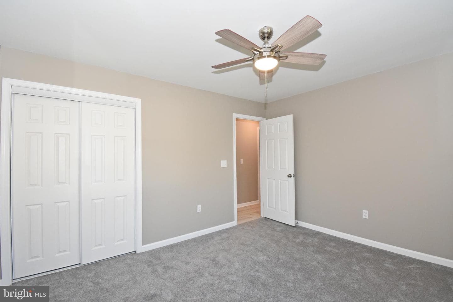 516 Overbrook Drive photo 21