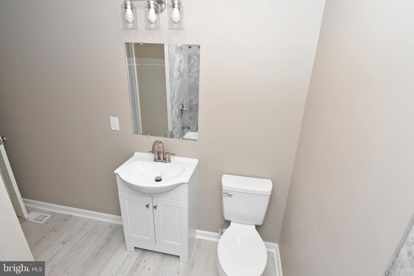 516 Overbrook Drive photo 28
