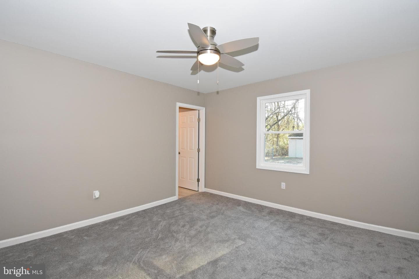 516 Overbrook Drive photo 32