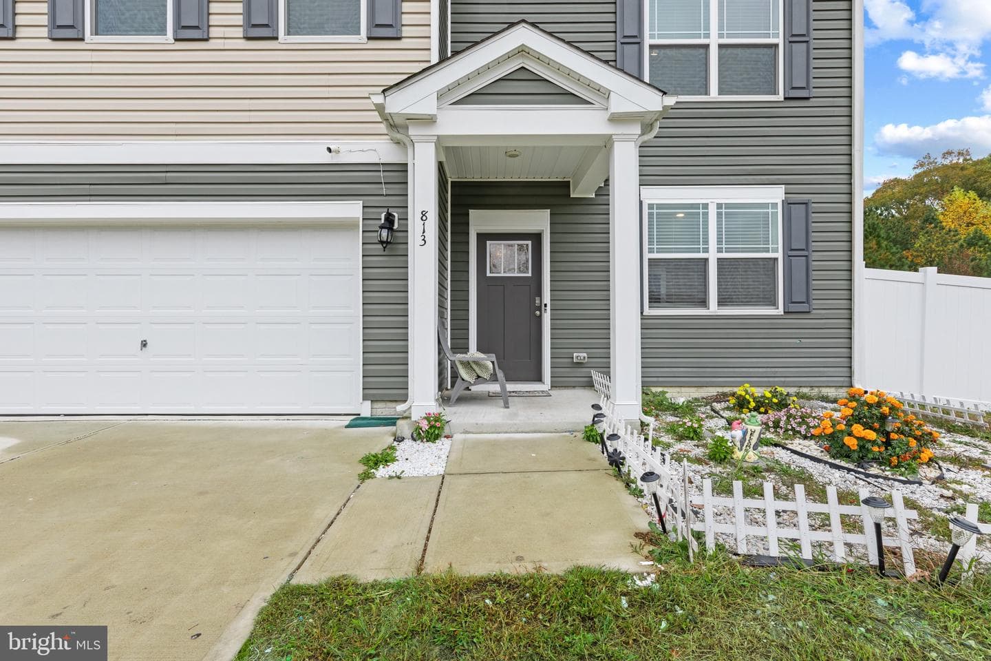 813 Marquis Avenue photo 4