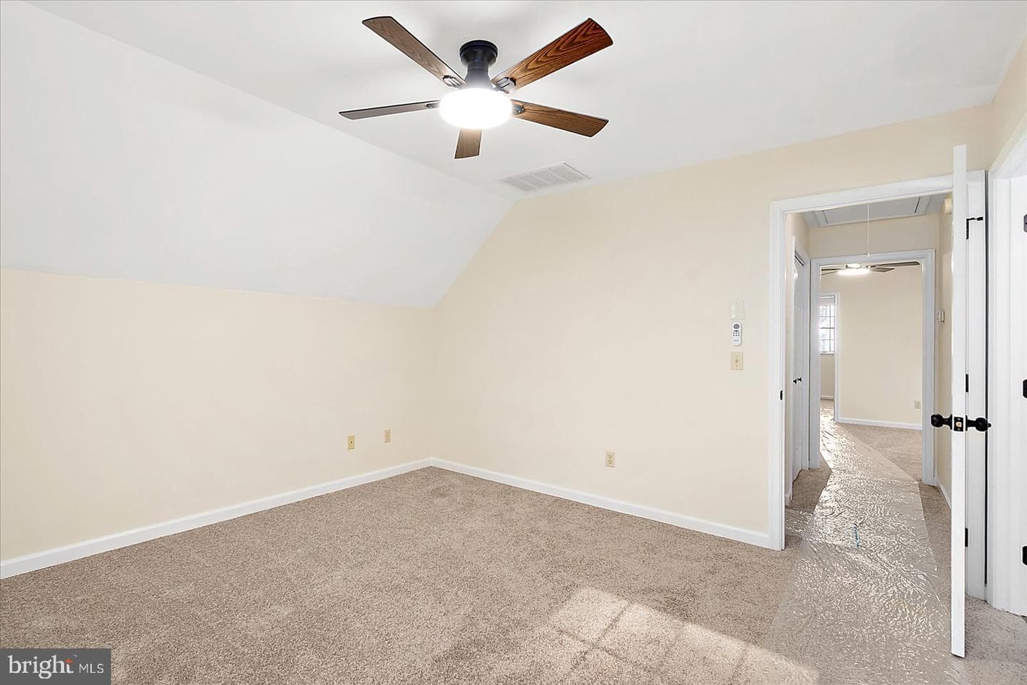 5991 Hounds Bay Circle photo 36