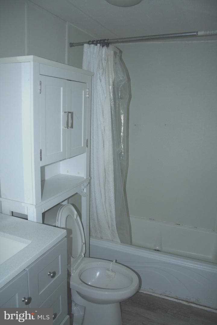 5850 Brook Street photo 23