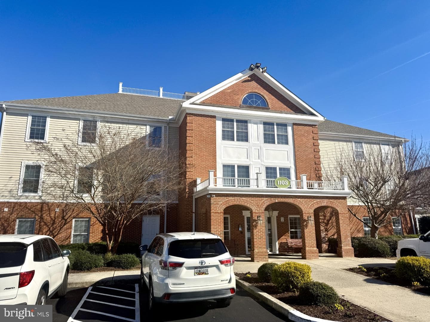 1103 S Schumaker Drive #c-201