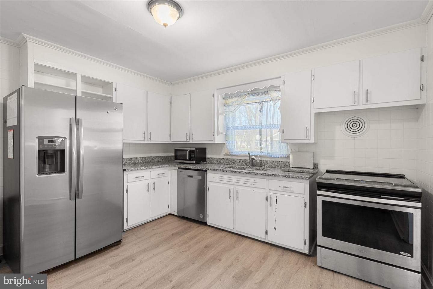 105 Spruce Street photo 11