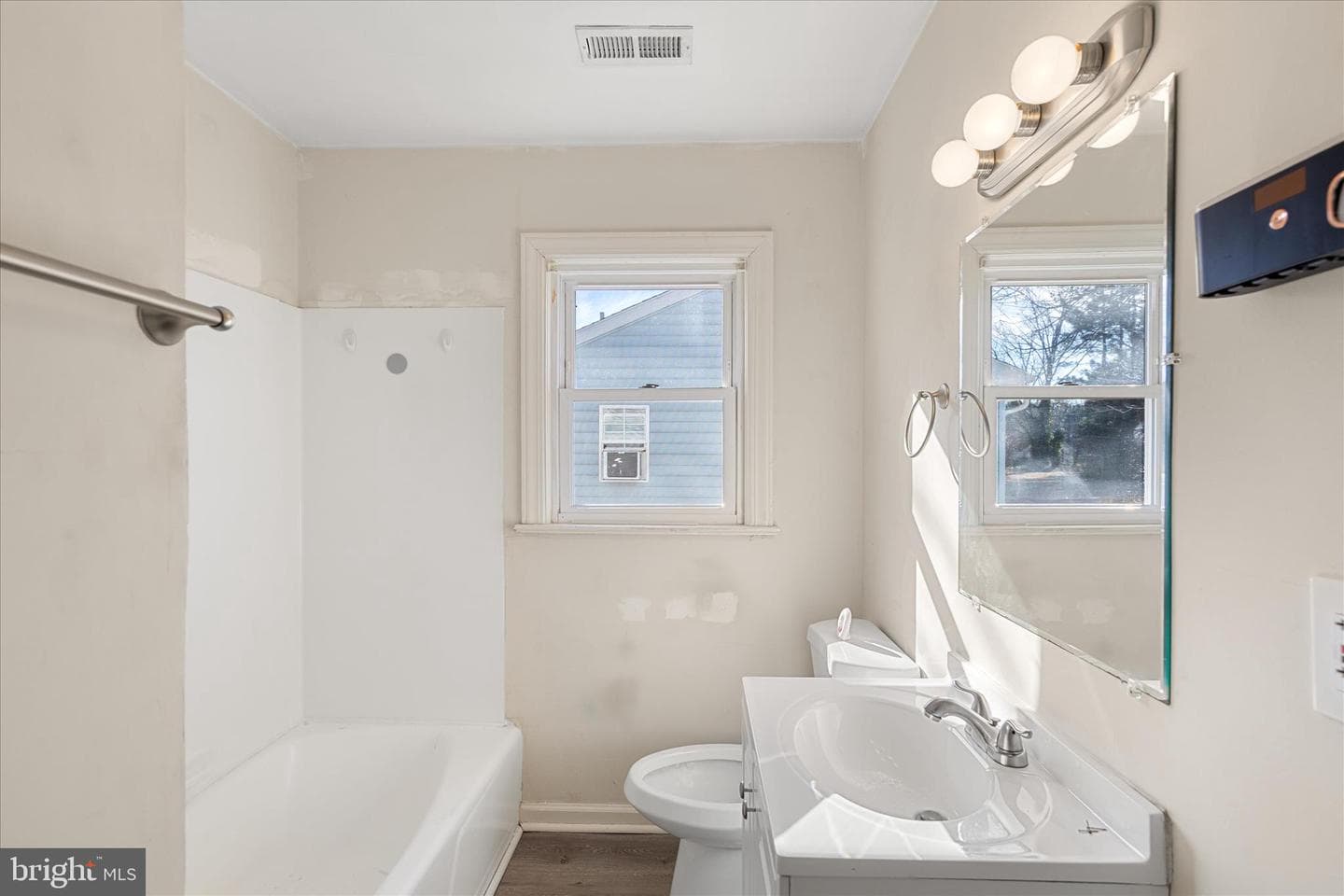 105 Spruce Street photo 19