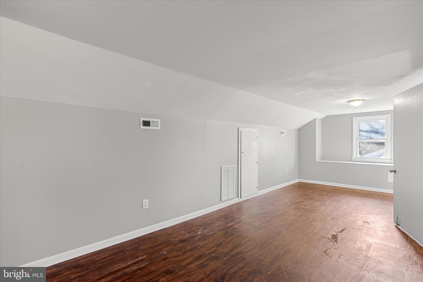 105 Spruce Street photo 29