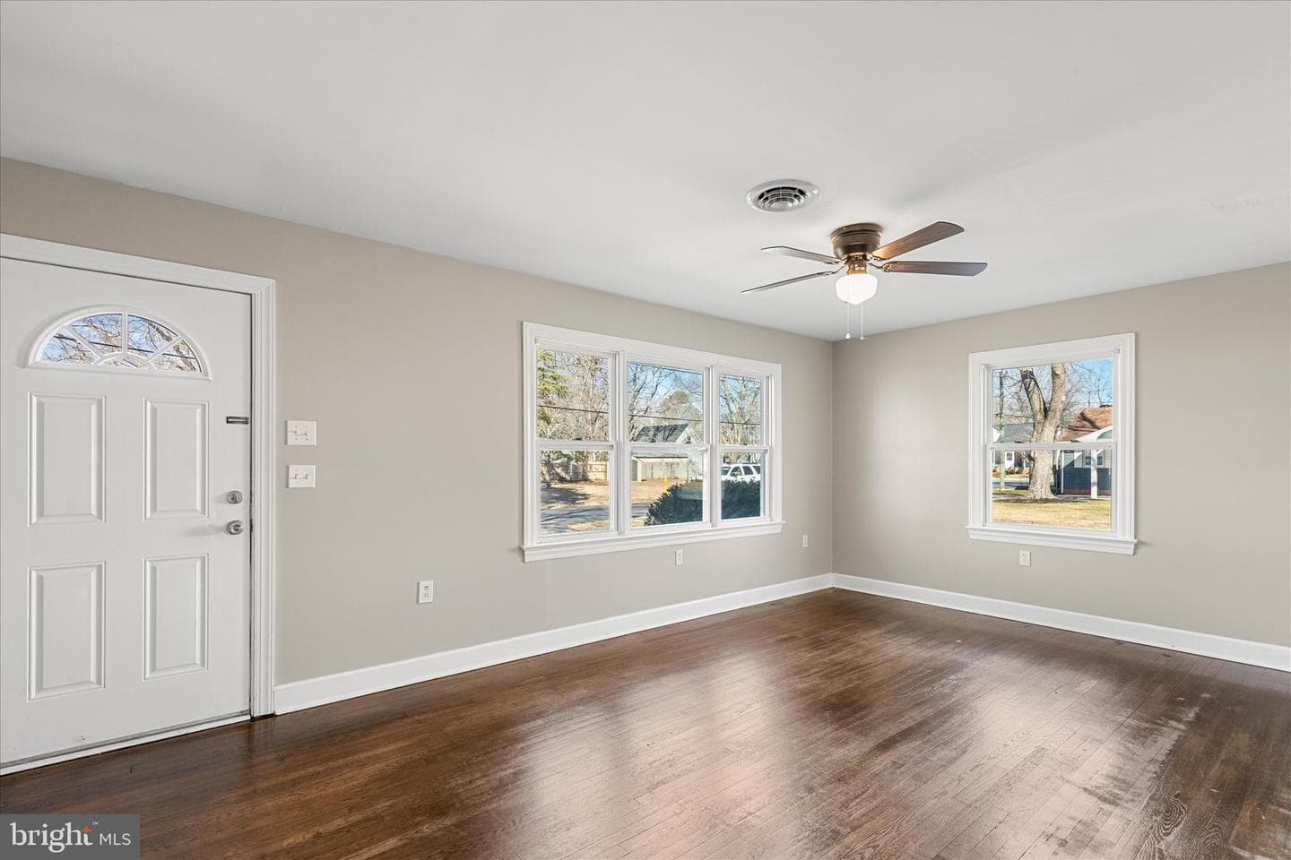 105 Spruce Street photo 6
