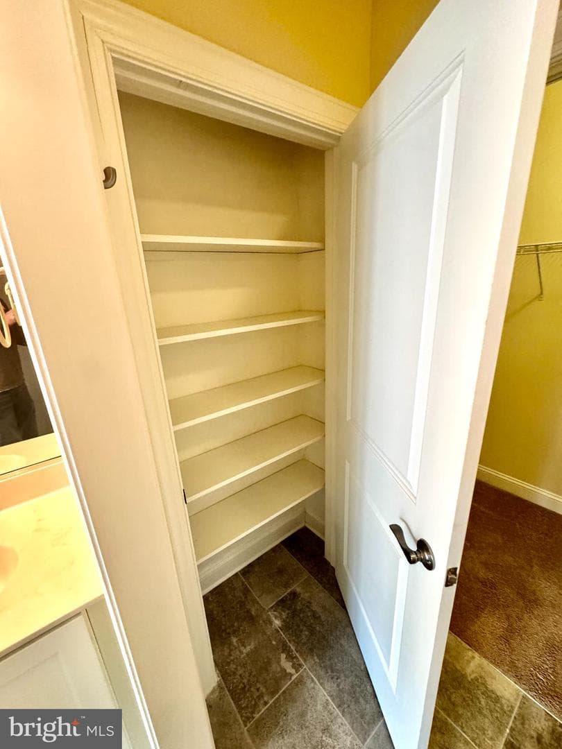 1148 Kestrel Way photo 14