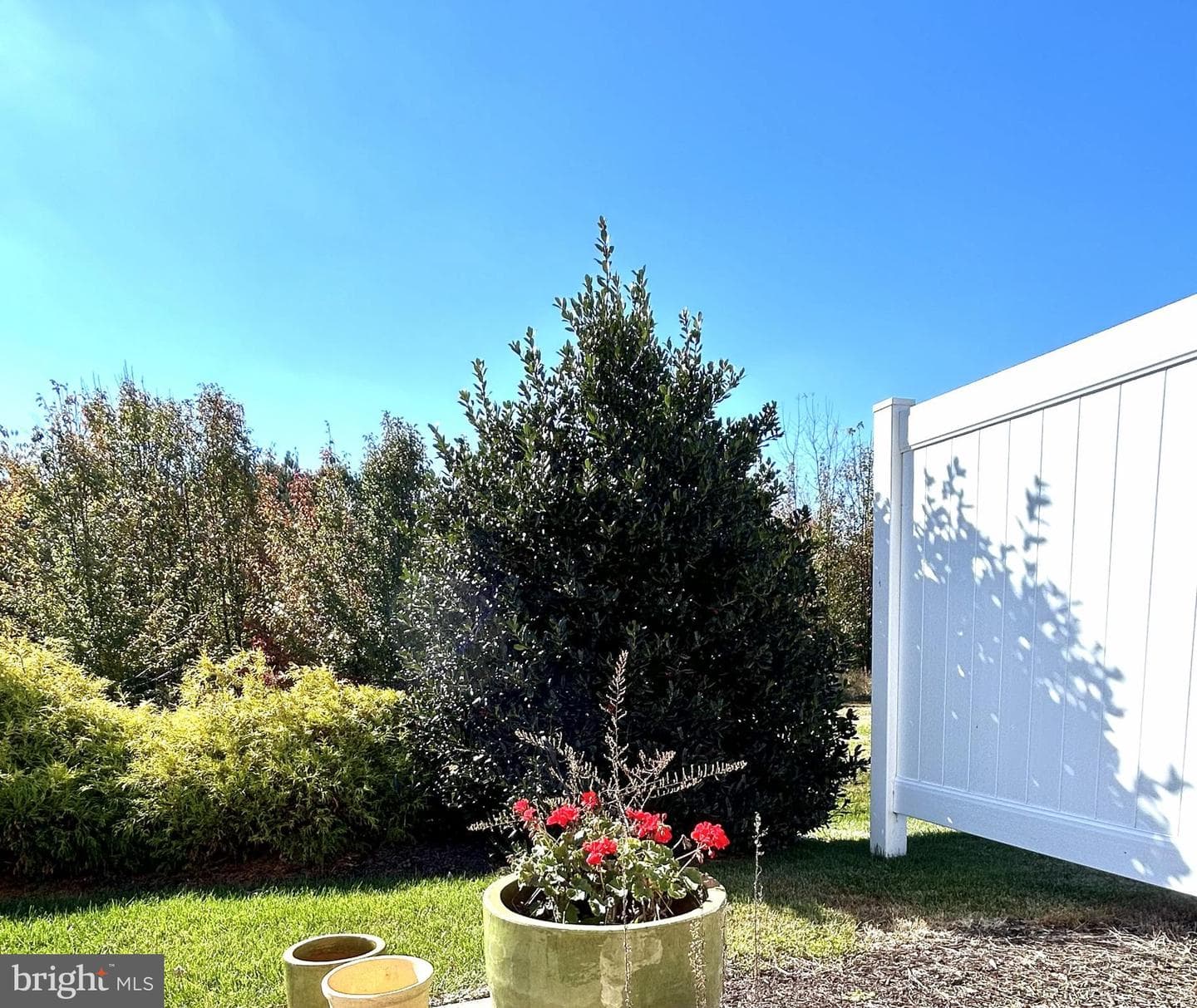 1148 Kestrel Way photo 24