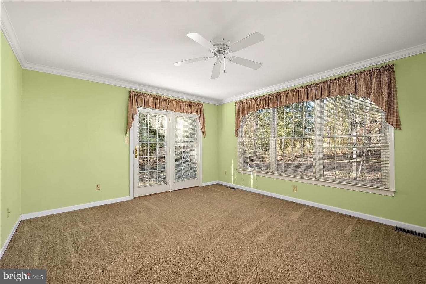 709 Grason Lane photo 18