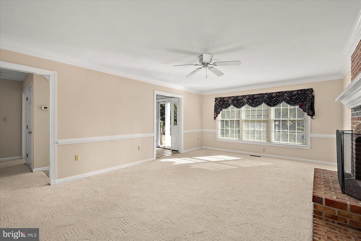 709 Grason Lane photo 6